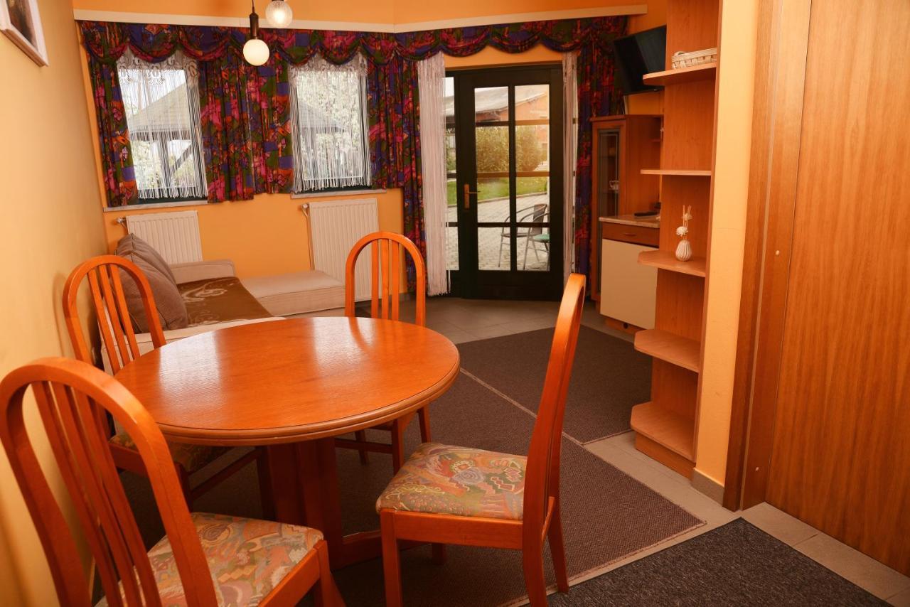 Hotel Pri Storklji à Moravske Toplice Extérieur photo