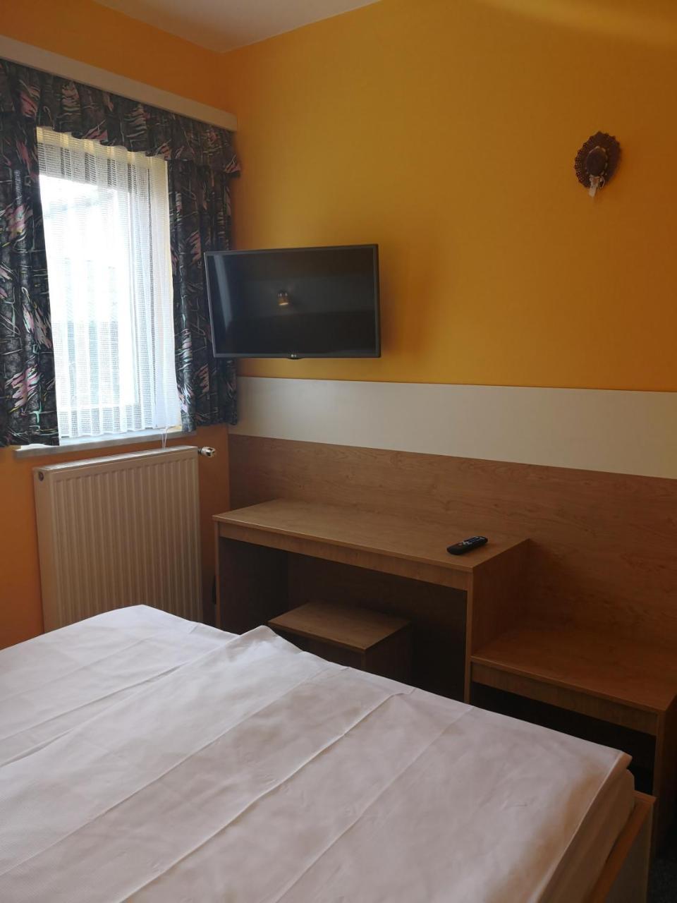 Hotel Pri Storklji à Moravske Toplice Extérieur photo